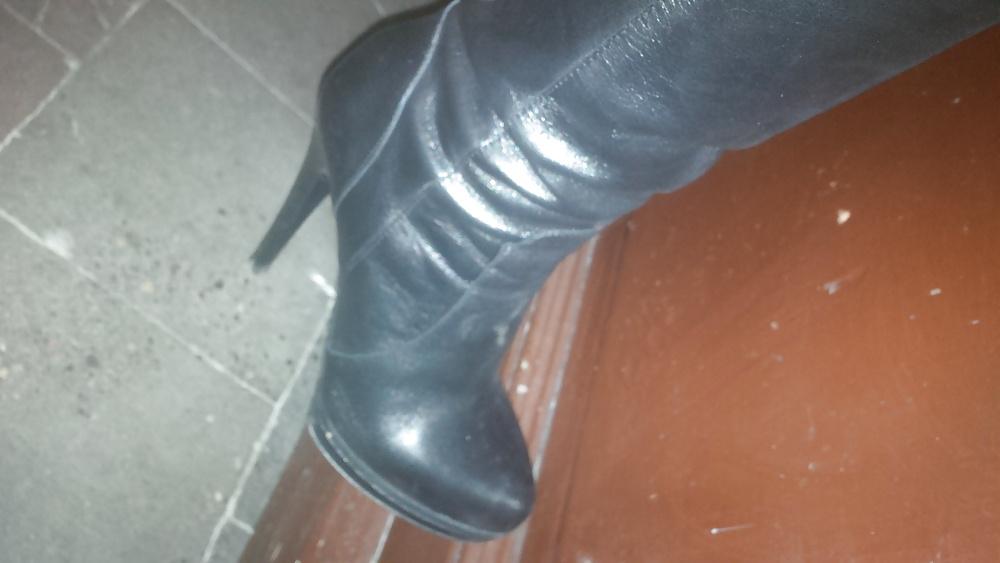 17P LadyMM, italian Milf , total black outfit