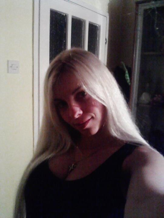 25P Ivana Ika Jevdjenijevic - Serbian Girl