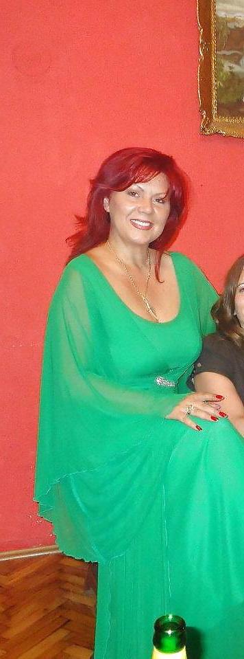 25P Redhead Serbian Milf