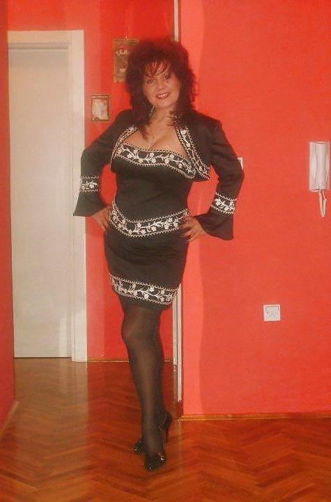 25P Redhead Serbian Milf