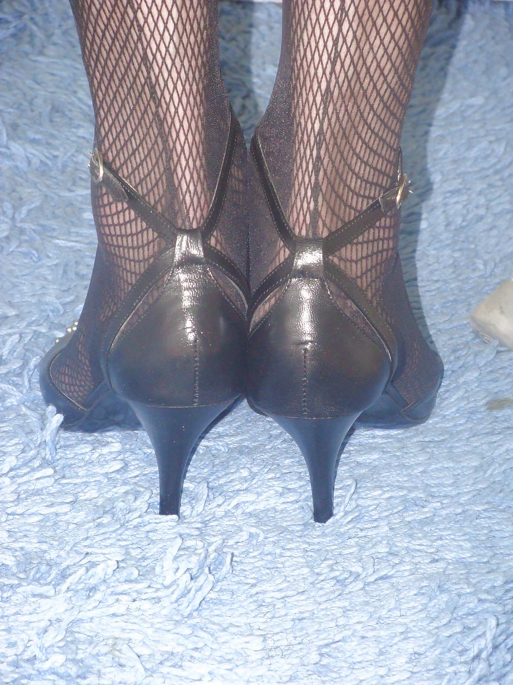 25P I try a new DILDO in the dressing while Madam GETS FUCKED