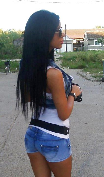 24P Serbian Whore
