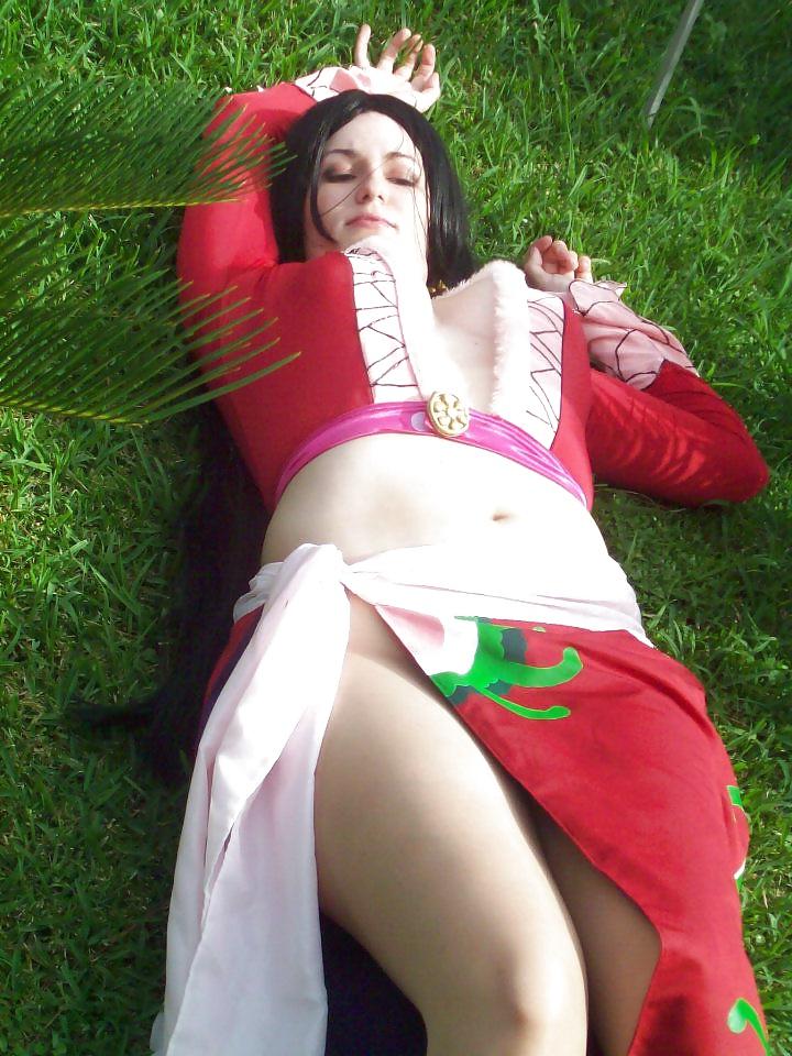 25P Boa Hancock cosplay
