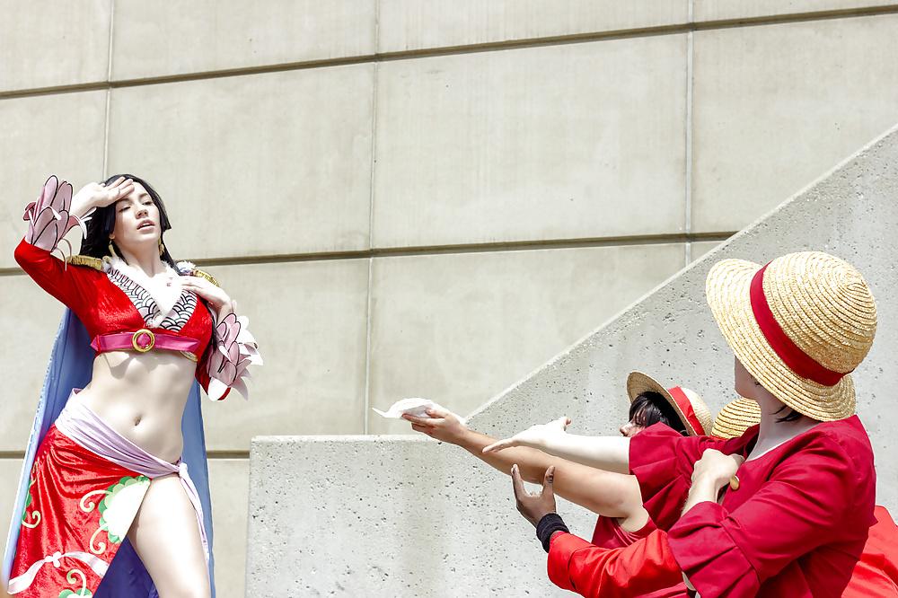 25P Boa Hancock cosplay