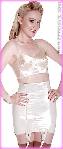 25P Girdles Stockings and Body Shapers 