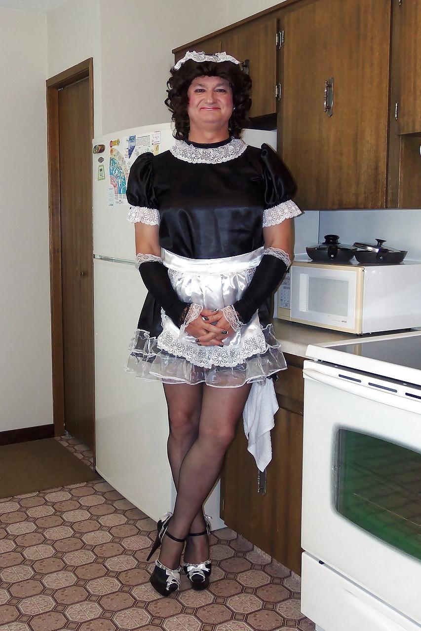 10P The French Maid 02