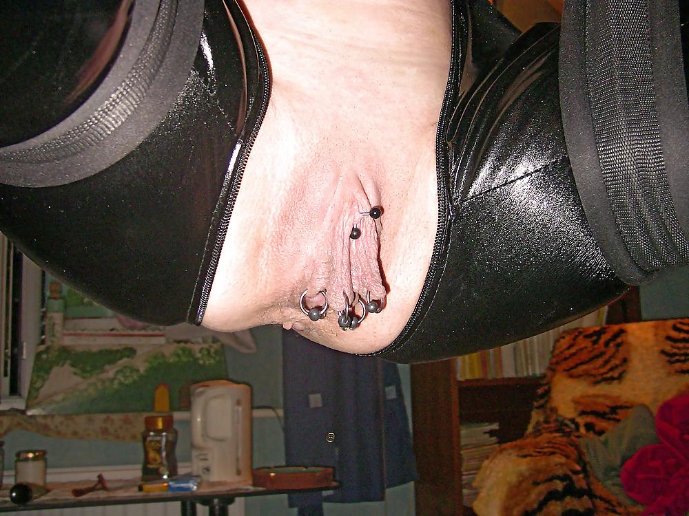 12P Tim199 stuffed and wet on the sex swing.