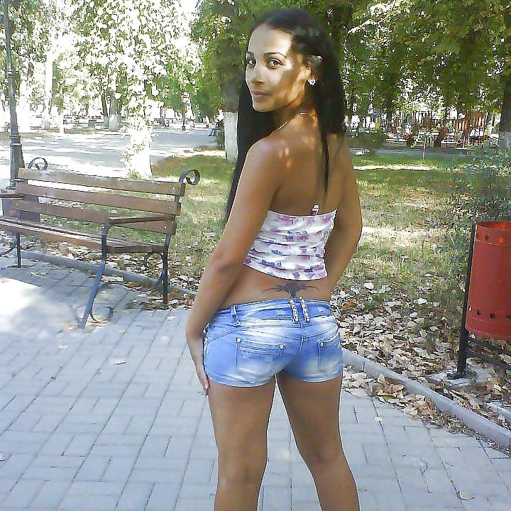24P Turkish girls! Which one would you fuck hard?