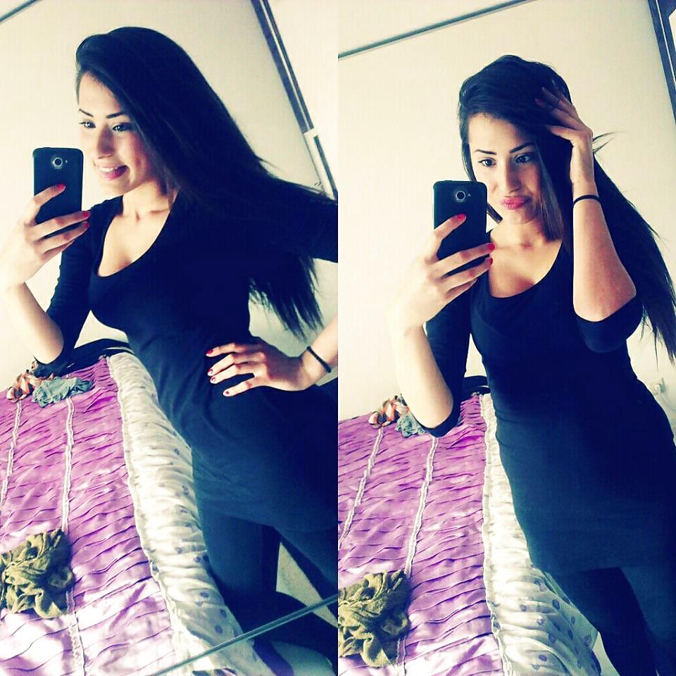 24P Turkish girls! Which one would you fuck hard?