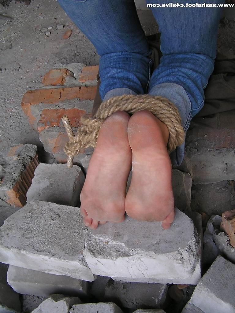 11P Bastinado Dirty Feet