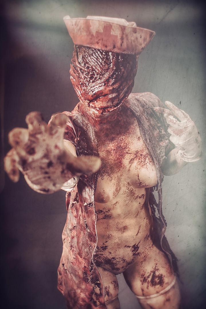 21P Silent Hill Nurse Cosplay