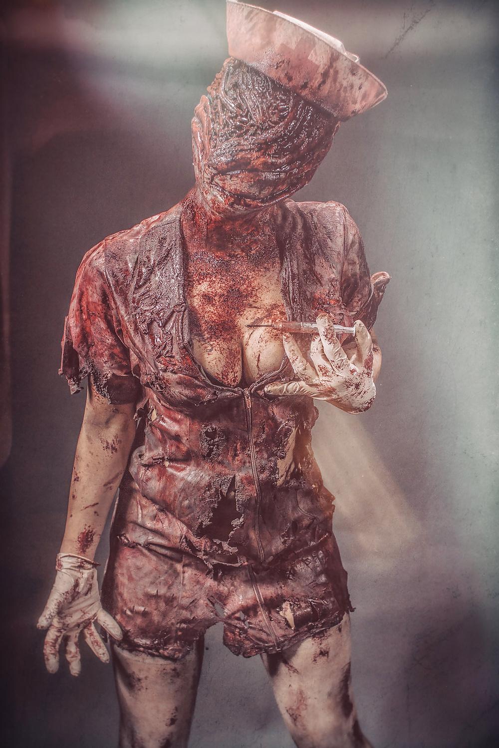 21P Silent Hill Nurse Cosplay