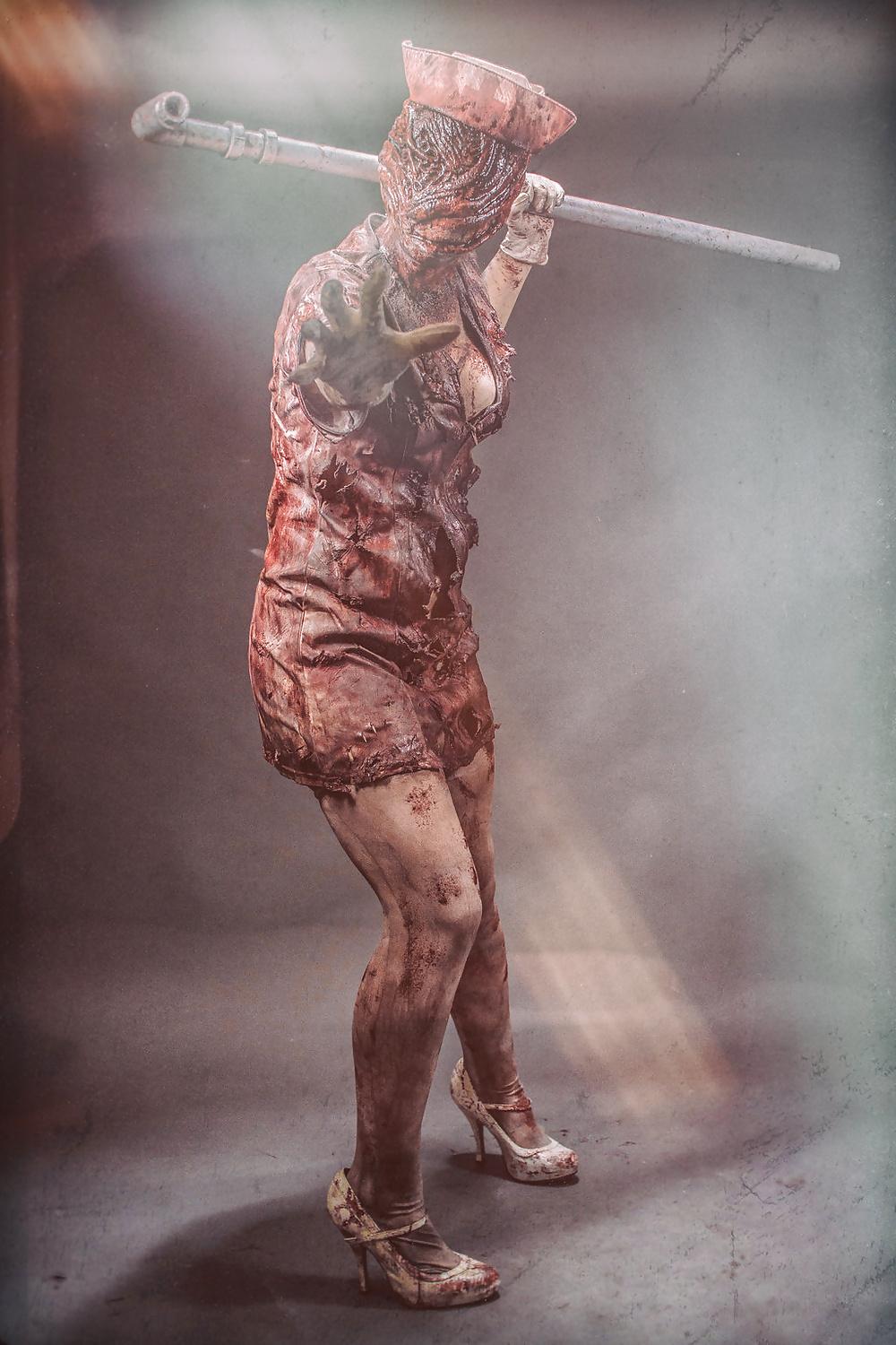 21P Silent Hill Nurse Cosplay