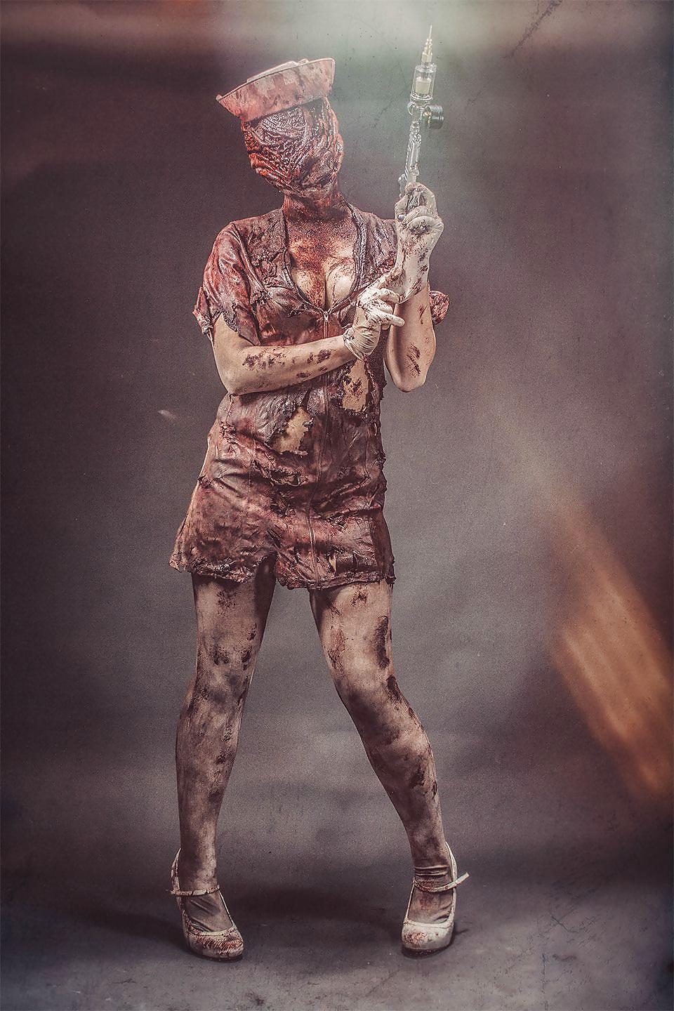 21P Silent Hill Nurse Cosplay