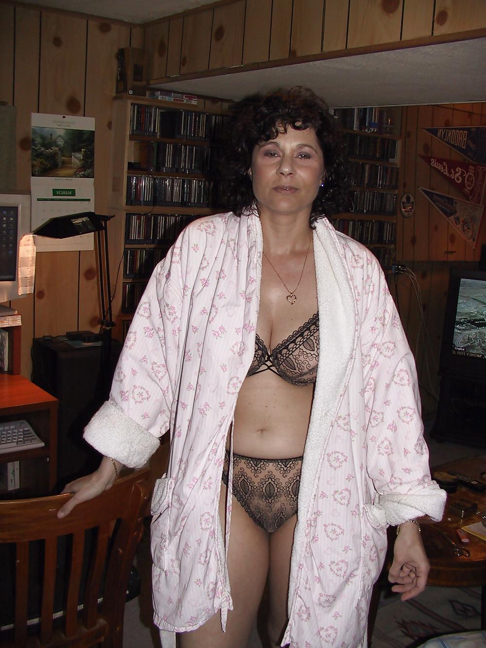 11P ----- Non naked in dressing gown