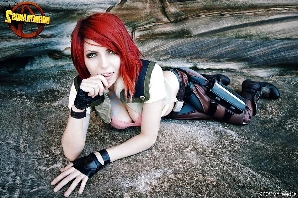 25P Cosplay babes