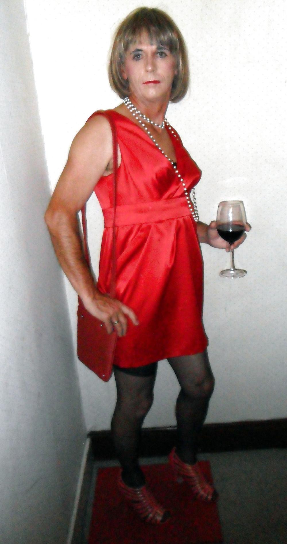 25P Dressing up 