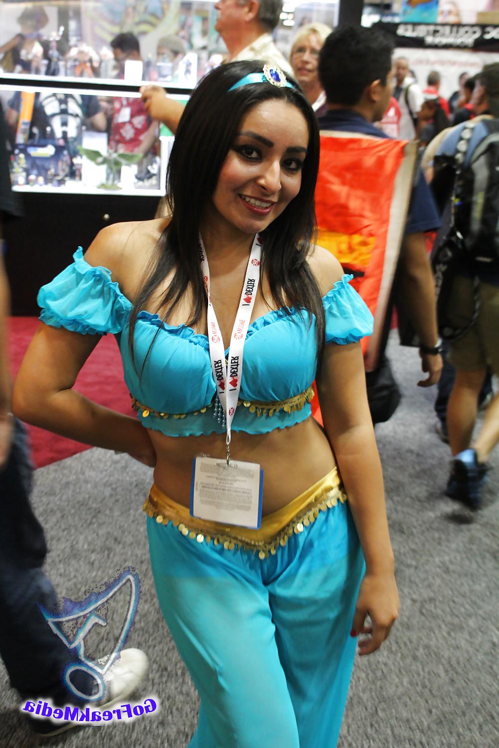 25P Sexy Cosplay Girls 4