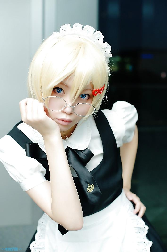 25P Cosplay Japanese maid