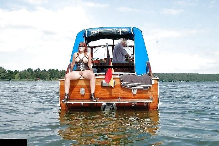 25P Boat Girls