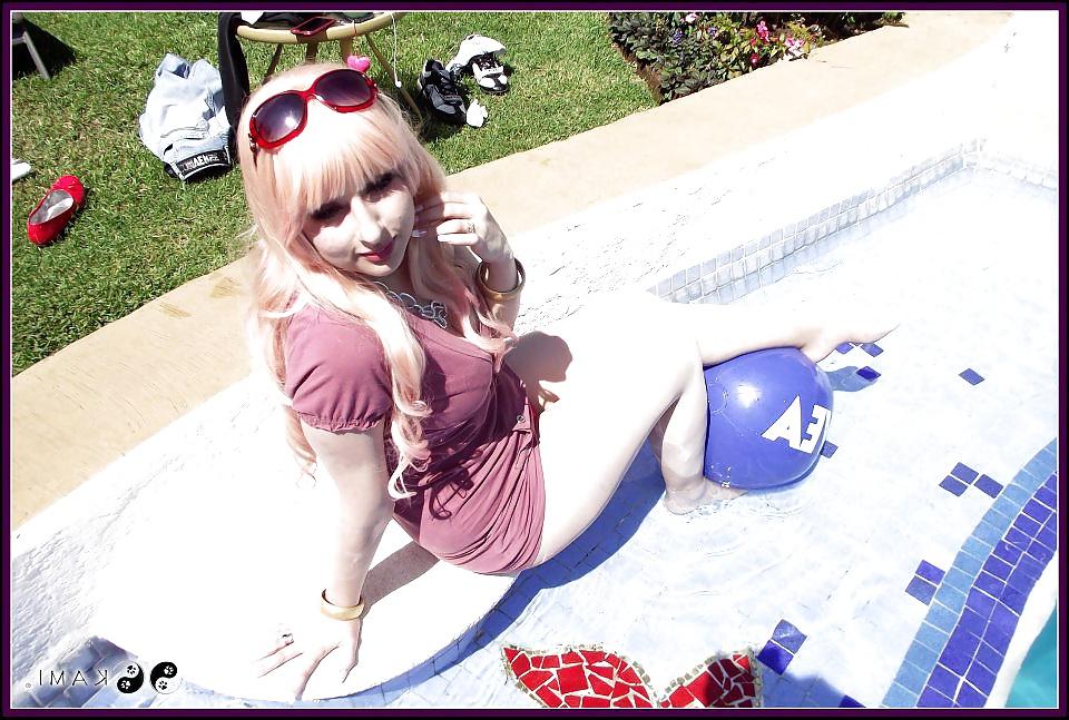 25P Sexy cosplays in pantyhose