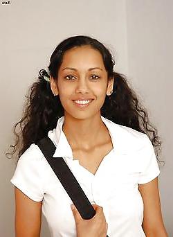 20P Anu Sri Lankan Girl Live in Milano Italy 3 days fuck