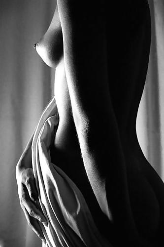 7P Sensual, elegant, black and white