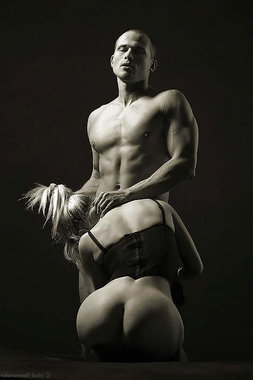 25P More sensual photographs...
