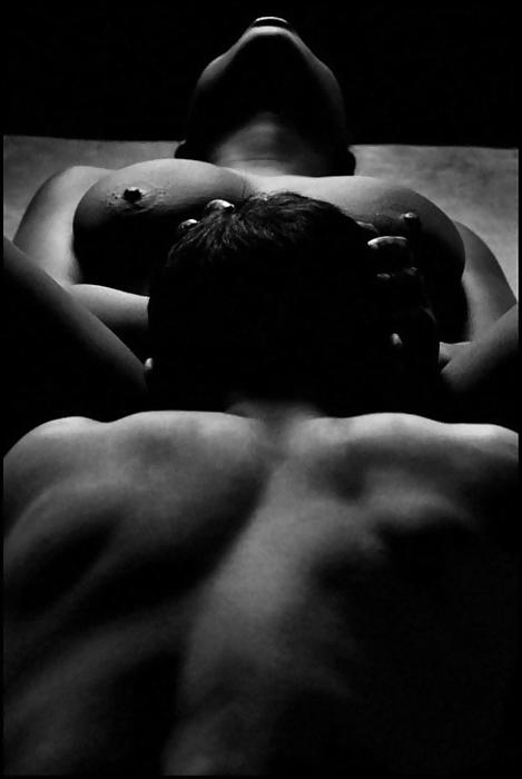 25P More sensual photographs...