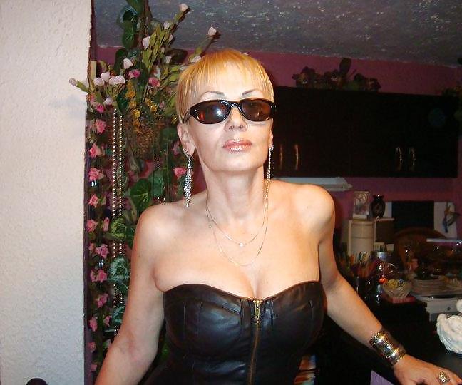 16P Mature Serbian Whore