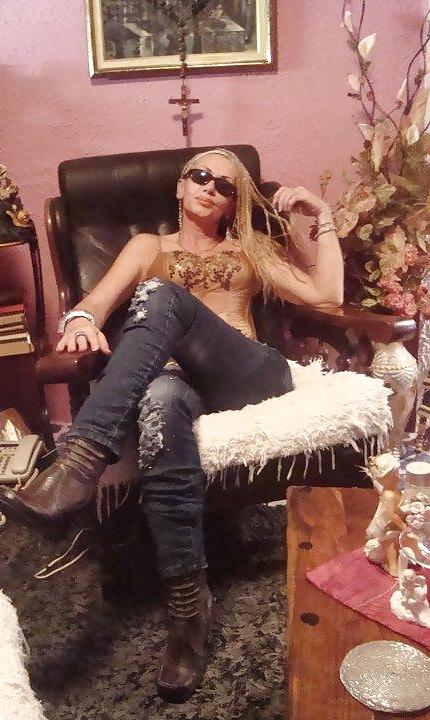 16P Mature Serbian Whore