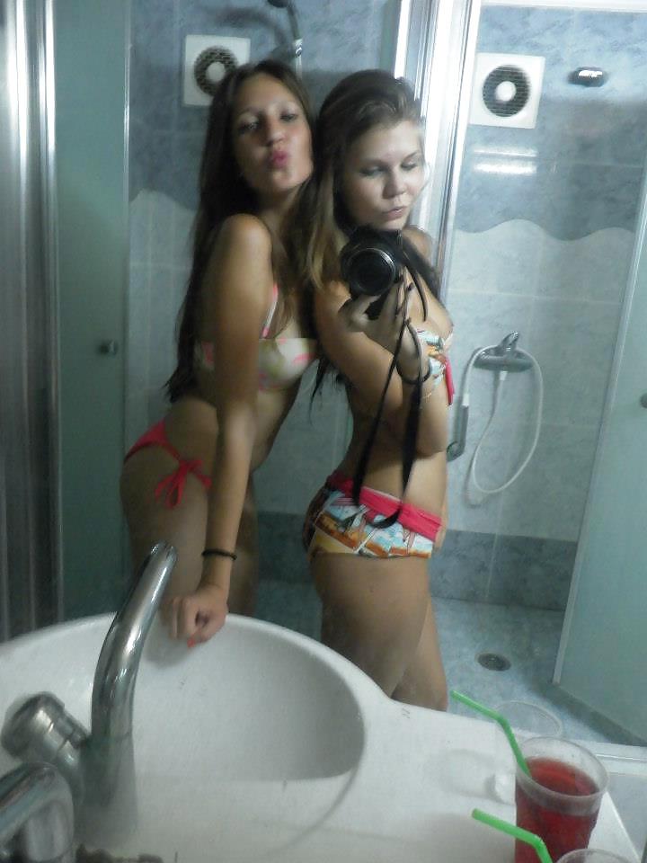 16P Sexy Blond Slut - Dirty Comments!