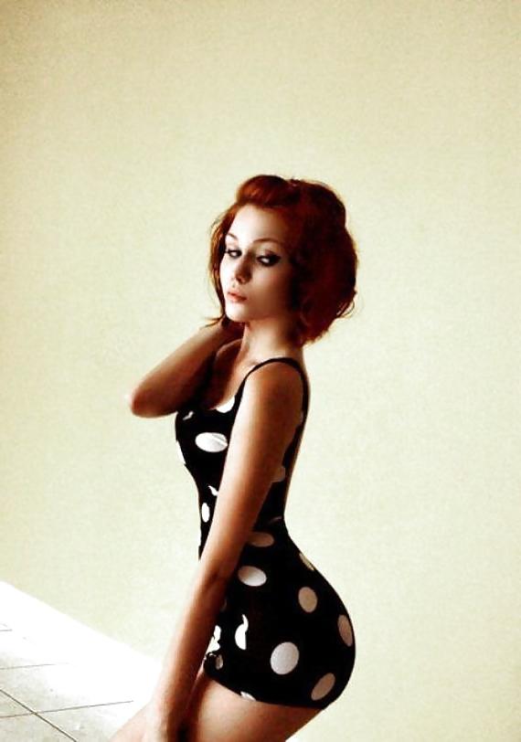 24P Tight dress