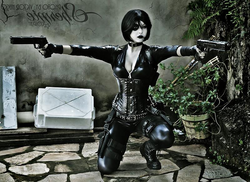 25P Cosplay Vl