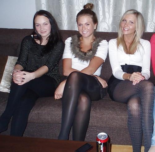 25P Hot pantyhose babes 25