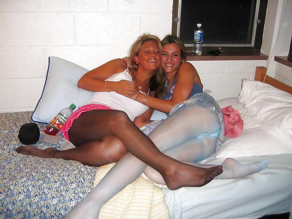 25P Hot pantyhose babes 27