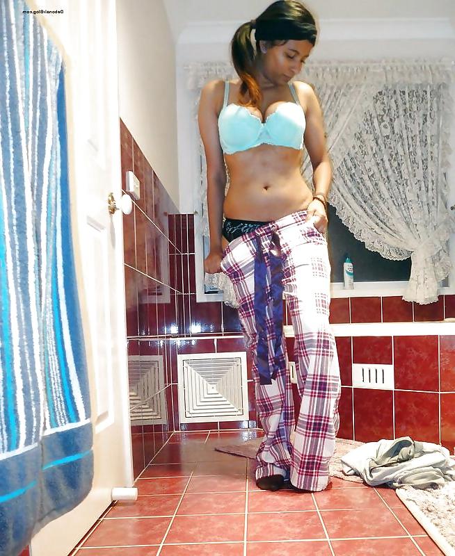 25P Pakistani Girls