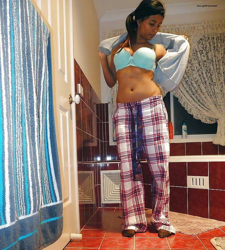 25P Pakistani Girls