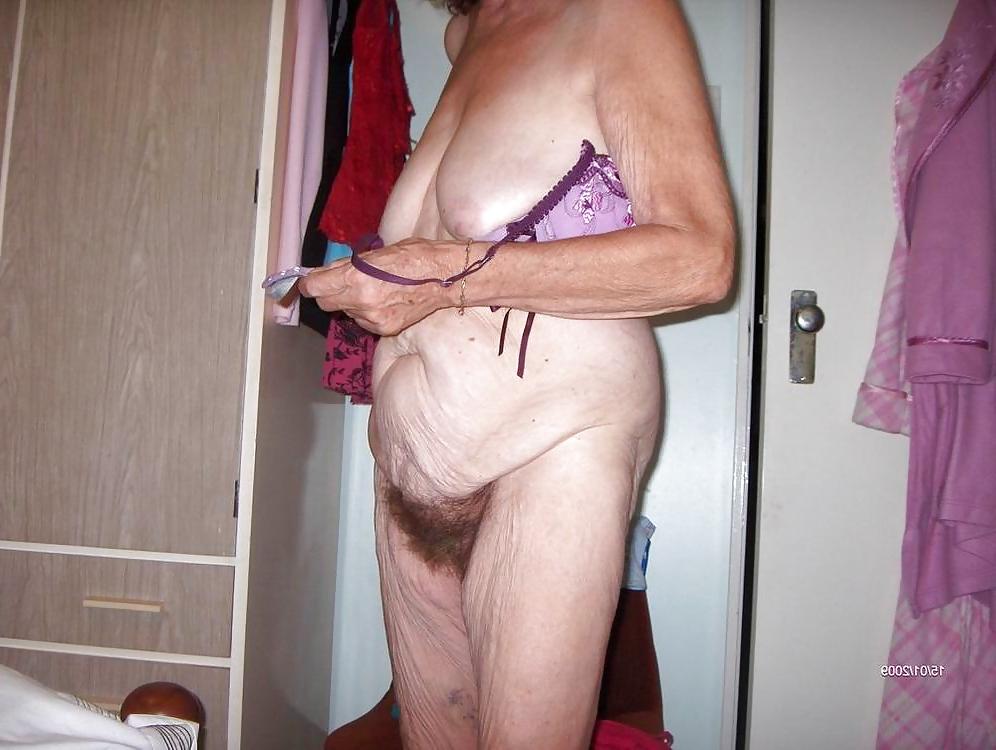 11P Granny wrinkled body. My weakness3