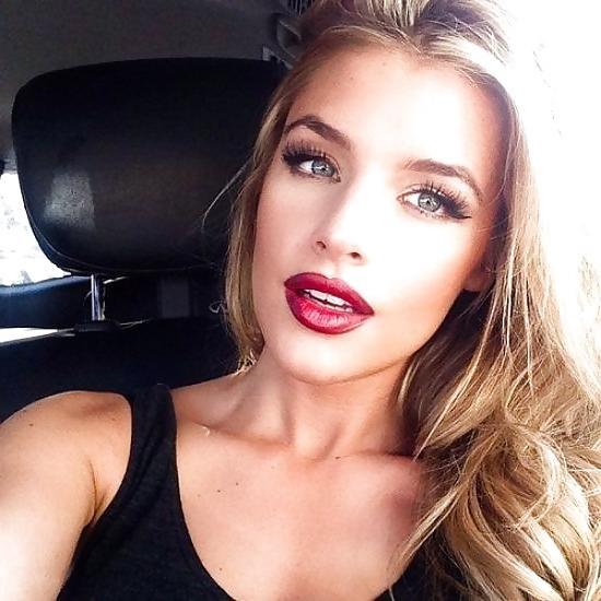 20P Roter Lippenstift ist immer eine nette Geste