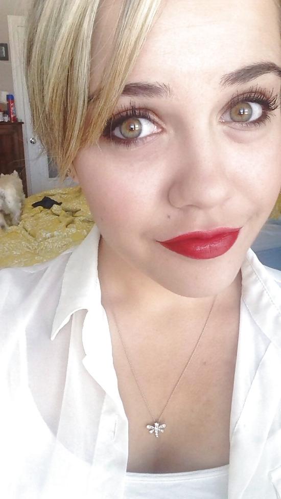 20P Roter Lippenstift ist immer eine nette Geste