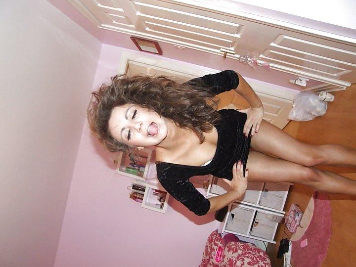 25P TEEN SLUT GEORGINA .DIRTY COMMENTS!!!
