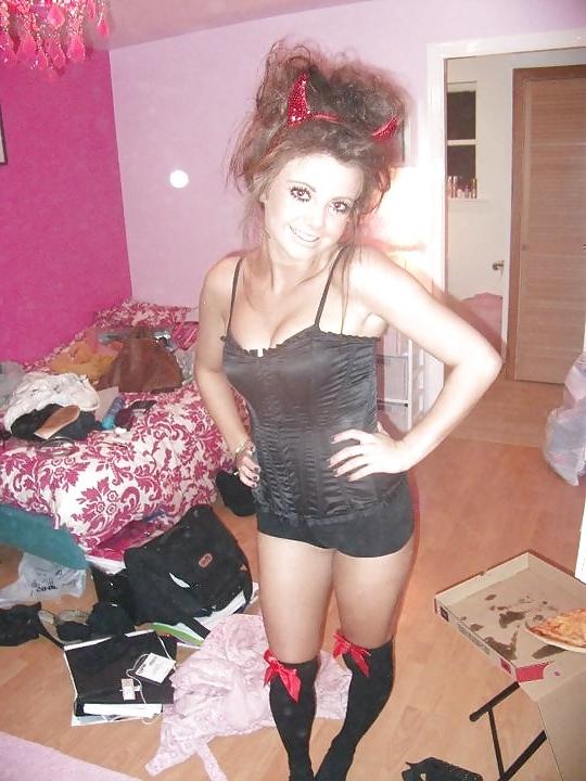 25P TEEN SLUT GEORGINA .DIRTY COMMENTS!!!