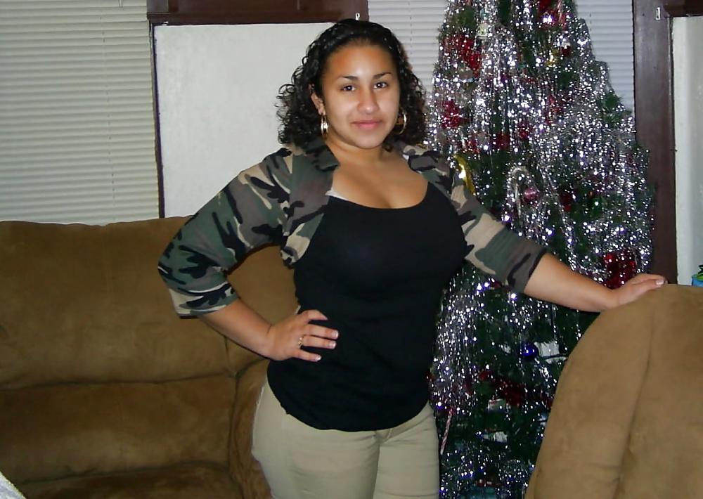 18P Thick latina 