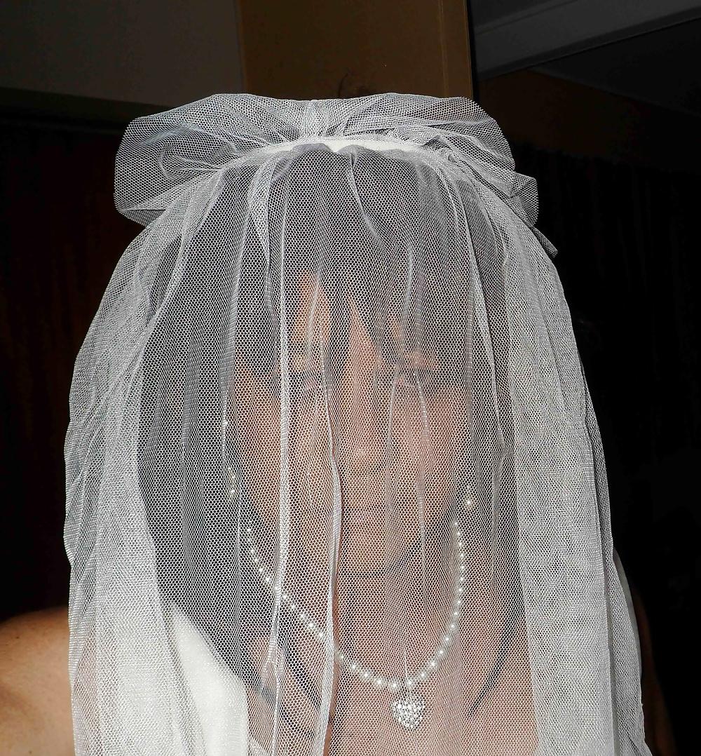 8P Tracy in Wedding Dress