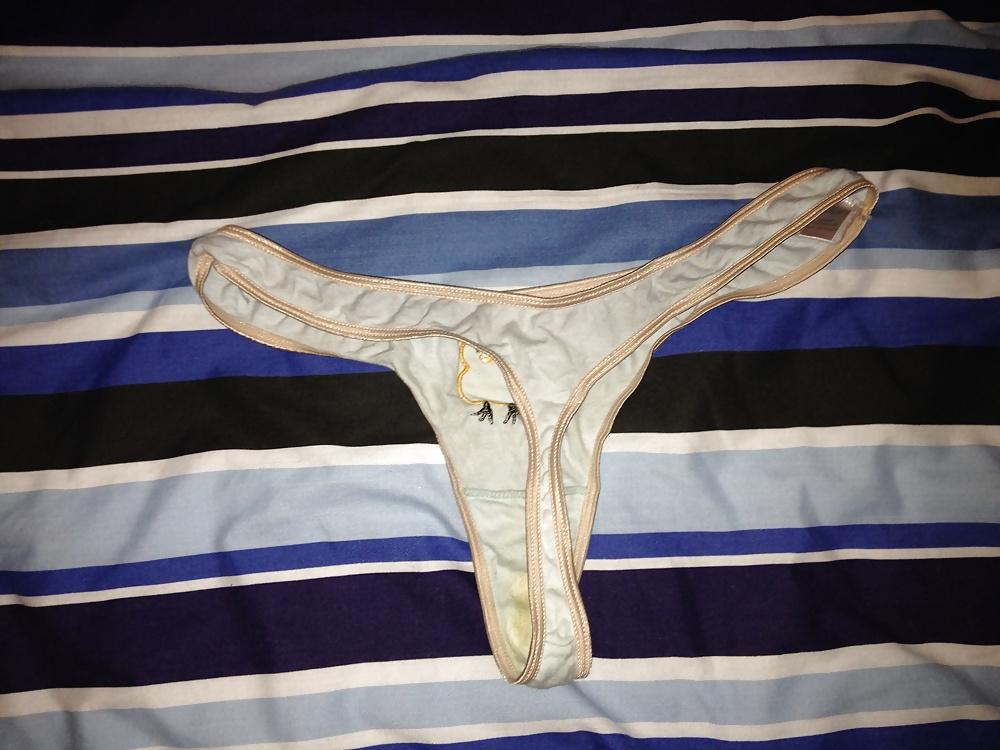 11P My Cousins Dirty Panties