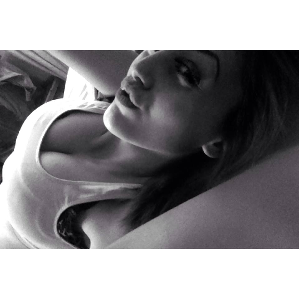 24P Teen Facebook Sluts for Cum Worship