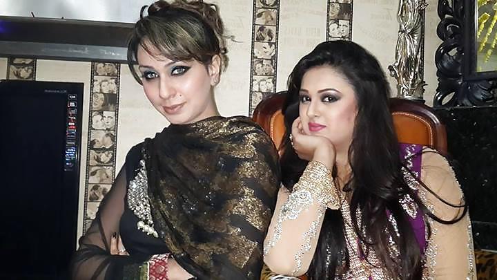 4P Paki TV Actorss New 2014 Sex Tape Here