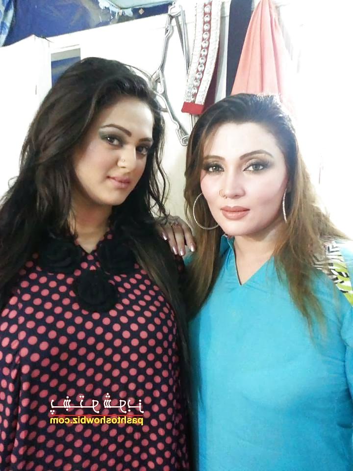 4P Paki TV Actorss New 2014 Sex Tape Here