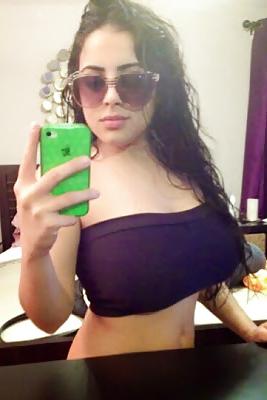 15P Busty Amatuer 27